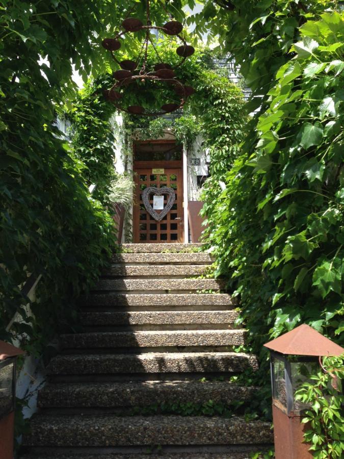 Murmeltier Hausen im Tal Buitenkant foto